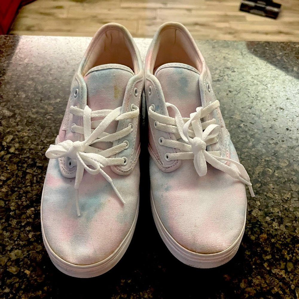 Brand new Vans. Pastel colours. Super cute for Spring